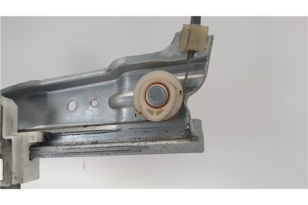 Recambio de mecanismo elevalunas delantero derecho para citroen c4 berlina referencia OEM IAM 997428104  