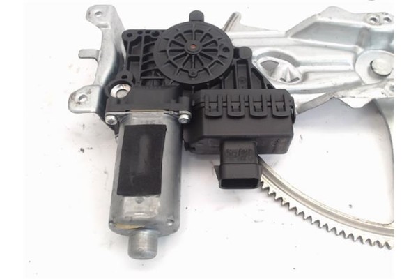 Recambio de mecanismo elevalunas delantero derecho para opel zafira a referencia OEM IAM 90579572  