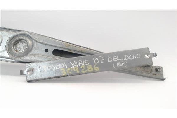 Recambio de mecanismo elevalunas delantero derecho para toyota yaris (ksp9/scp9/nlp9) referencia OEM IAM 857100D100  