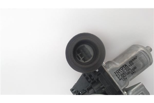 Recambio de mecanismo elevalunas delantero derecho para toyota yaris (ksp9/scp9/nlp9) referencia OEM IAM 857100D100  