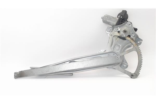 Recambio de mecanismo elevalunas delantero derecho para toyota yaris (ksp9/scp9/nlp9) referencia OEM IAM 857100D100  