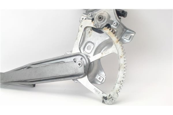 Recambio de mecanismo elevalunas delantero derecho para toyota yaris (ksp9/scp9/nlp9) referencia OEM IAM 857100D100  