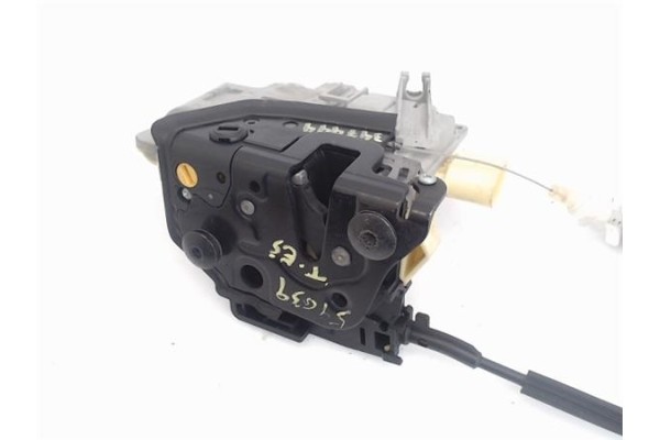 Recambio de cierre electromagnetico trasero izquierdo para volkswagen passat berlina (3c2) 2.0 tdi referencia OEM IAM cz3c483901