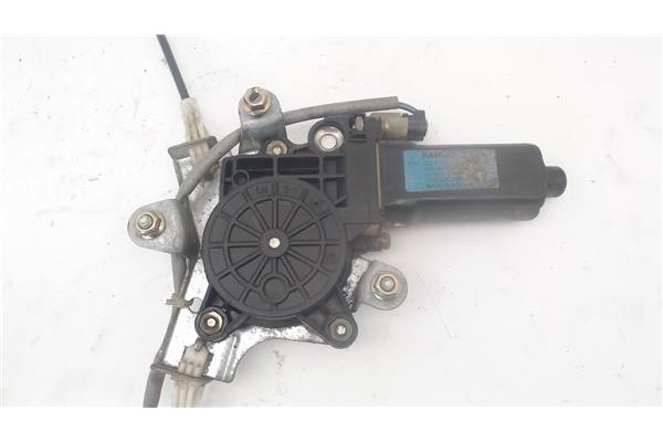 Recambio de mecanismo elevalunas delantero derecho para hyundai accent (x3) referencia OEM IAM 8240422010  
