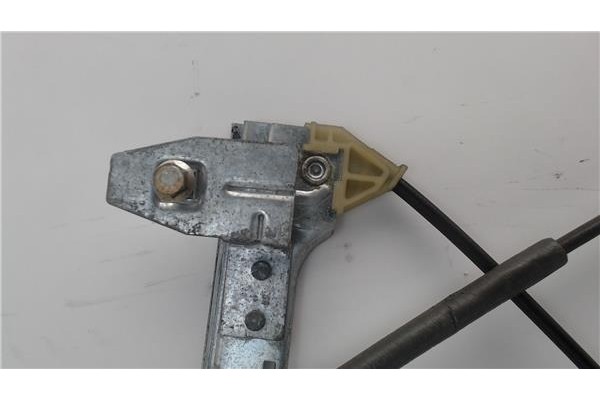 Recambio de mecanismo elevalunas delantero derecho para citroen xsara berlina referencia OEM IAM 400595T  
