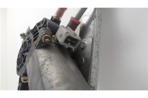 Recambio de mecanismo elevalunas delantero derecho para citroen xsara berlina referencia OEM IAM 400595T  