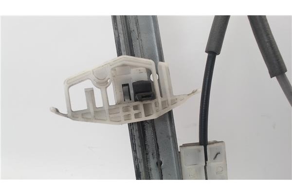 Recambio de mecanismo elevalunas delantero derecho para citroen xsara berlina referencia OEM IAM 400595T  