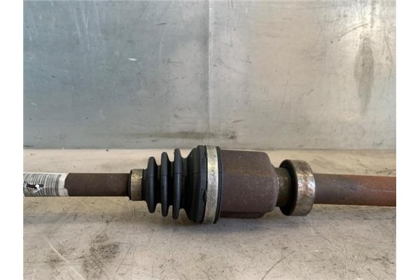 Recambio de palier delantero derecho para renault scenic iii (jz) 1.2 grand expression referencia OEM IAM 391004698R 391007843R 