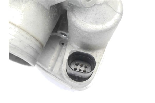 Recambio de caja mariposa aire para volkswagen polo iv (9n1) 1.4 16v referencia OEM IAM 036133062L 4,08238E+11 