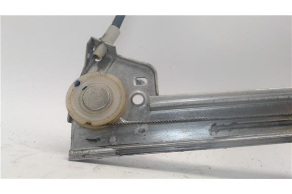 Recambio de mecanismo elevalunas delantero derecho para peugeot 307 break / sw (s1) referencia OEM IAM 9222J9  