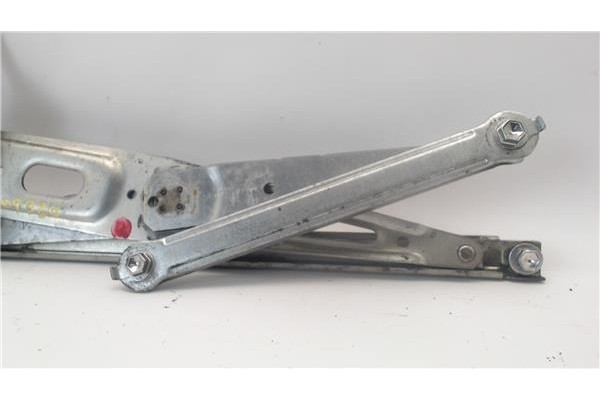 Recambio de mecanismo elevalunas delantero derecho para toyota prius (nhw20) referencia OEM IAM 8571035180  