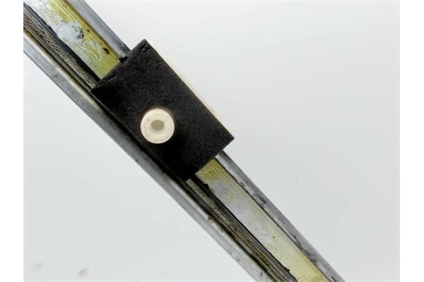 Recambio de mecanismo elevalunas delantero derecho para renault megane i classic (la0) referencia OEM IAM   