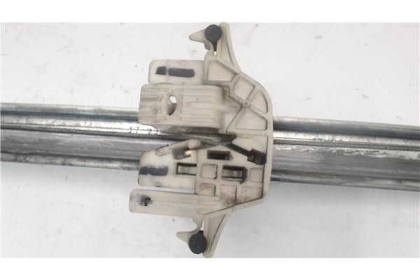 Recambio de mecanismo elevalunas delantero derecho para peugeot 406 berlina (s1/s2) referencia OEM IAM 9222K5  