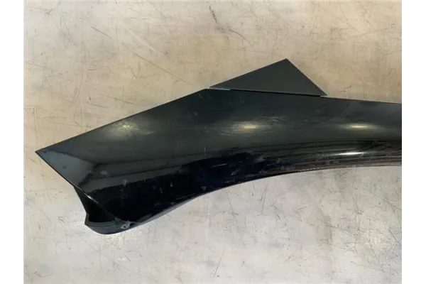 Recambio de moldura parabrisas derecha para renault scenic iii (jz) 1.2 grand expression referencia OEM IAM 40137469 20120912 