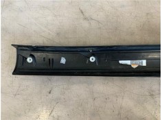 Recambio de moldura parabrisas derecha para renault scenic iii (jz) 1.2 grand expression referencia OEM IAM 40137469 20120912 