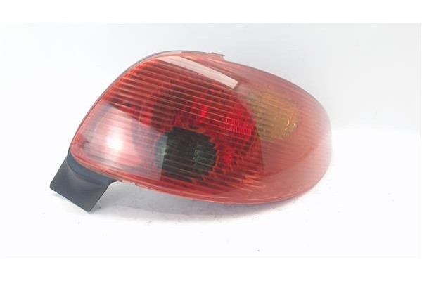 Recambio de piloto trasero derecho para peugeot 206 referencia OEM IAM 12627037   Recambio de piloto trasero derecho para peugeot 206 referencia OEM IAM 12627037