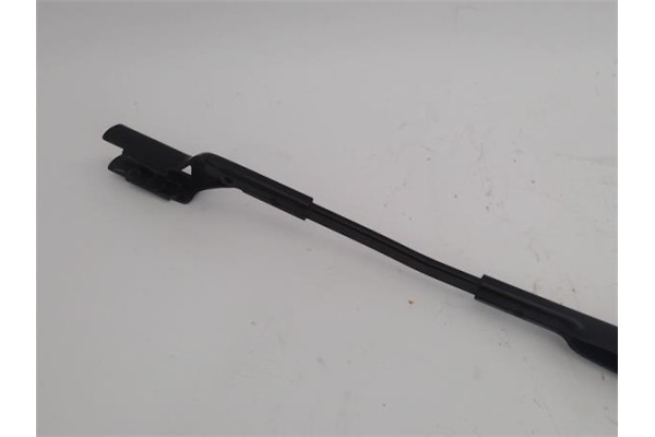 Recambio de brazo limpiaparabrisas delantero izquierdo para volkswagen passat berlina (3c2) 2.0 tdi 16v referencia OEM IAM 3C195