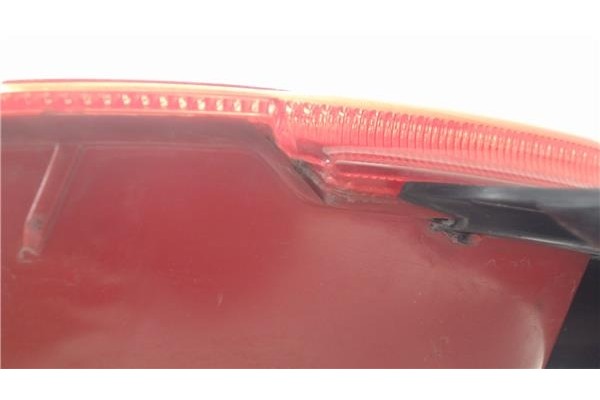 Recambio de piloto trasero izquierdo para peugeot 206 referencia OEM IAM 6350P1  