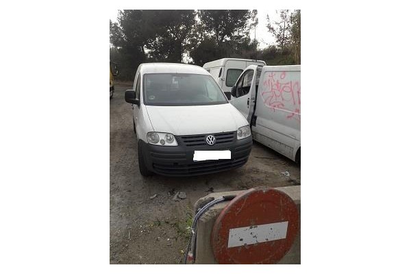 volkswagen caddy (2k)(02.2004 ) del año 