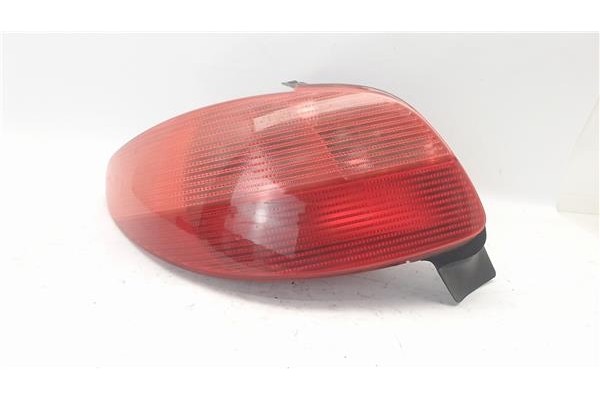 Recambio de piloto trasero izquierdo para peugeot 206 referencia OEM IAM 6350S0  