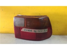 Recambio de piloto trasero derecho para opel astra f berlina 1.6 cd referencia OEM IAM 394448  