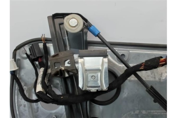 Recambio de elevalunas electrico delantero derecho para seat ibiza (6l1) referencia OEM IAM 6L4837752A  