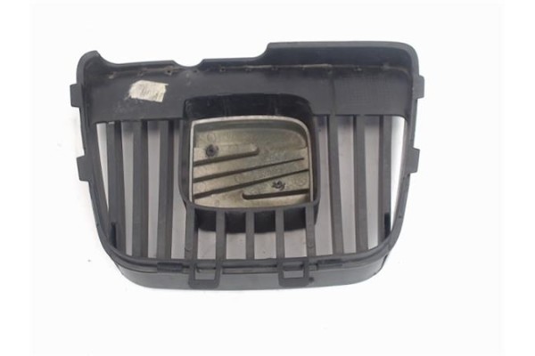 Recambio de rejilla paragolpes delantero para seat ibiza (6k1) 1.4 referencia OEM IAM 6K0853654  