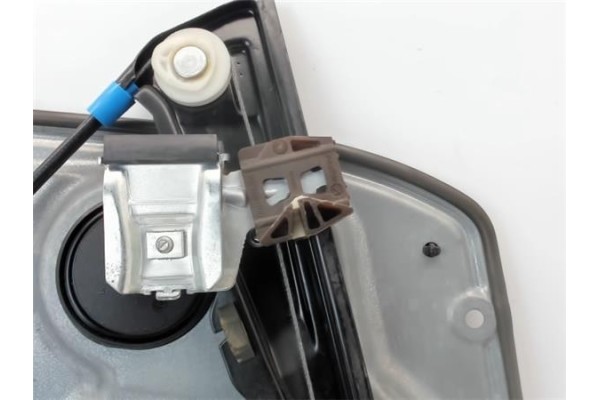 Recambio de elevalunas electrico delantero derecho para seat cordoba berlina (6l2) 1.4 fresh referencia OEM IAM 6L4837752DJ 6L48