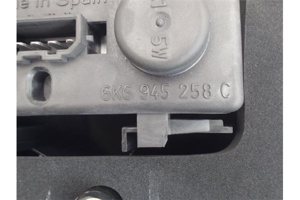Recambio de piloto trasero derecho para seat ibiza (6k1) 1.4 referencia OEM IAM 6k6945258c  