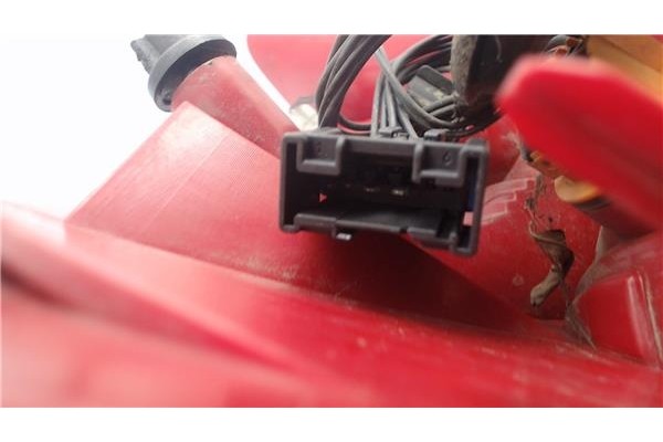 Recambio de piloto trasero derecho para citroen c4 berlina referencia OEM IAM 9655863980   Recambio de piloto trasero derecho para citroen c4 berlina referencia OEM IAM 9655863980