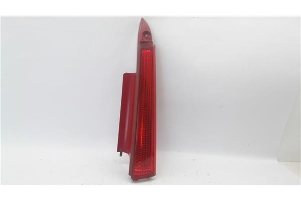 Recambio de piloto superior trasero derecho para citroen c4 berlina referencia OEM IAM 9655863780  