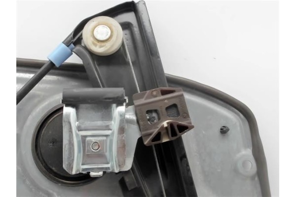 Recambio de elevalunas electrico delantero derecho para seat ibiza (6l1) 1.2 hit referencia OEM IAM 6L4837756  