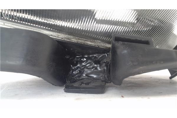 Recambio de faro delantero izquierdo para citroen saxo referencia OEM IAM 6204W2  