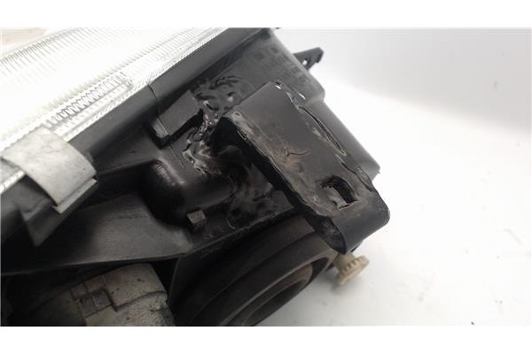 Recambio de faro delantero izquierdo para citroen saxo referencia OEM IAM 6204W2  