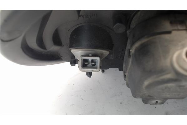 Recambio de faro delantero izquierdo para citroen saxo referencia OEM IAM 6204W2  