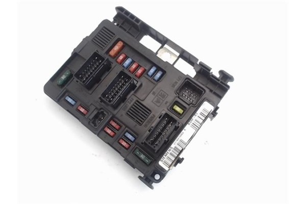 Recambio de centralita para peugeot 1007 1.4 sport referencia OEM IAM   