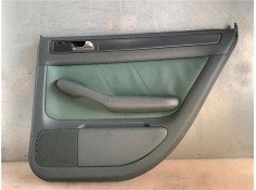 GUARNECIDO PUERTA TRASERO DERECHA 4B0863982 
