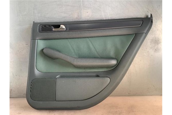 Recambio de guarnecido puerta trasero derecha para audi allroad quattro (4b5) 2.5 tdi (132kw) referencia OEM IAM   