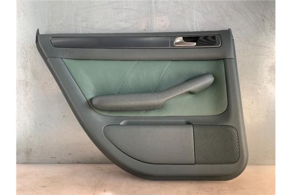 Recambio de guarnecido puerta trasero izquierda para audi allroad quattro (4b5) 2.5 tdi (132kw) referencia OEM IAM   