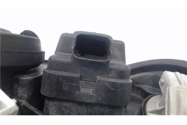 Recambio de faro delantero dcho para citroen saxo referencia OEM IAM 6205W2  