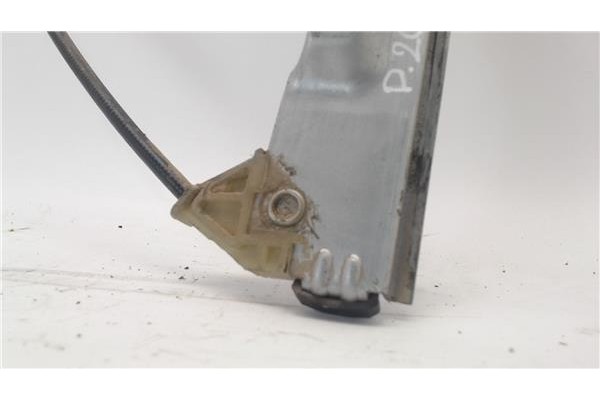 Recambio de mecanismo elevalunas delantero derecho para peugeot 206 referencia OEM IAM 9222F8  