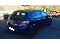 opel astra h berlina del año 2004