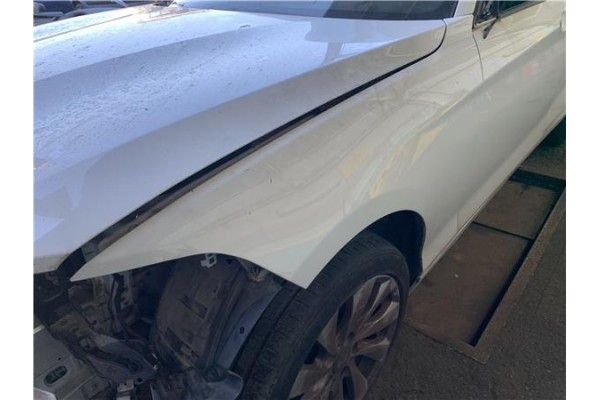 Recambio de aleta delantero izquierda para bmw serie 1 berlina 5p (f20) 2.0 116d referencia OEM IAM 41007284645  
