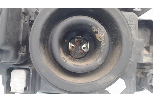 Recambio de faro delantero izquierdo para citroen saxo referencia OEM IAM 6204N5  