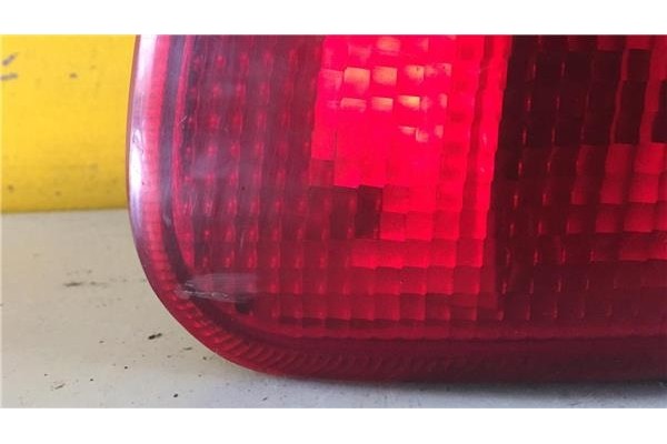 Recambio de piloto trasero izquierdo para opel astra f berlina 1.6 cd referencia OEM IAM 394449  