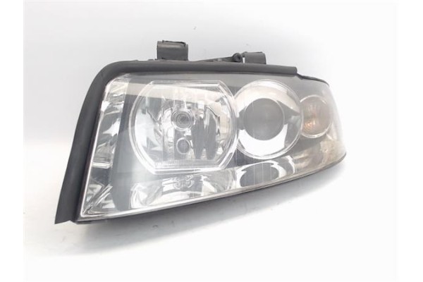 Recambio de faro delantero izquierdo para audi a4 berlina (8e) 1.9 tdi (96kw) referencia OEM IAM 8E0941003F  