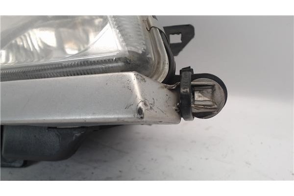 Recambio de faro delantero dcho para citroen saxo referencia OEM IAM 6205W2  