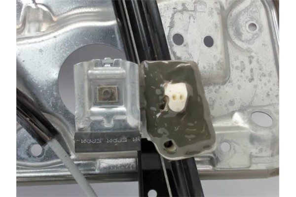 Recambio de elevalunas electrico delantero derecho para volkswagen polo iv (9n1) referencia OEM IAM 6Q4837402H  