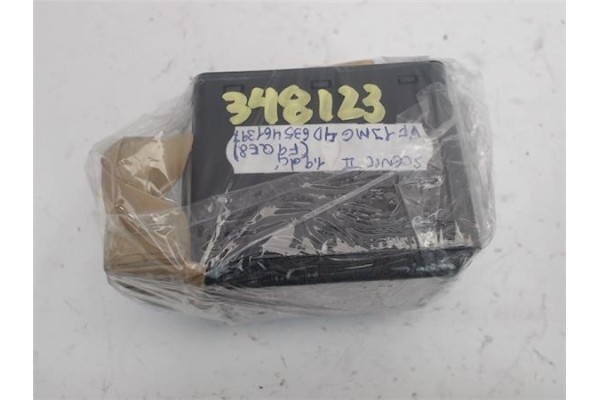 Recambio de centralita para renault scenic ii (jm) 1.9 dynamique referencia OEM IAM 0281012589 8200433197 