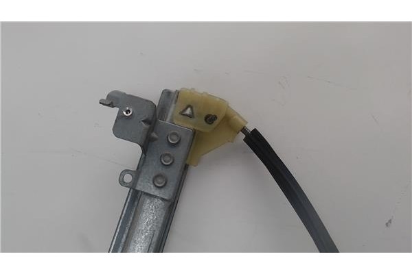 Recambio de mecanismo elevalunas delantero derecho para citroen xsara berlina referencia OEM IAM 400595N  